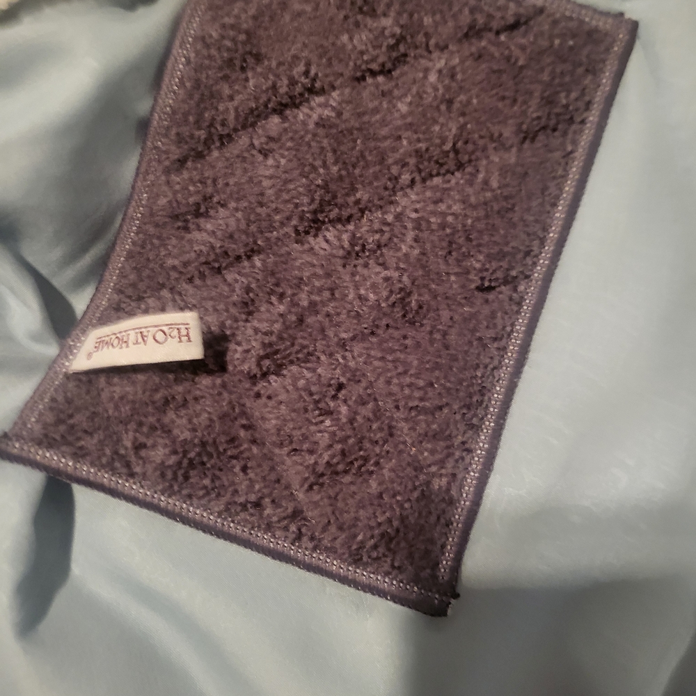 Gray Textured Scrubber